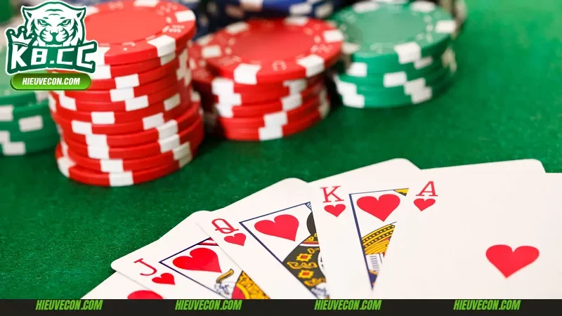 Vòng cược đầy thú vị mà người chơi cần nắm được trong Poker trực tuyến